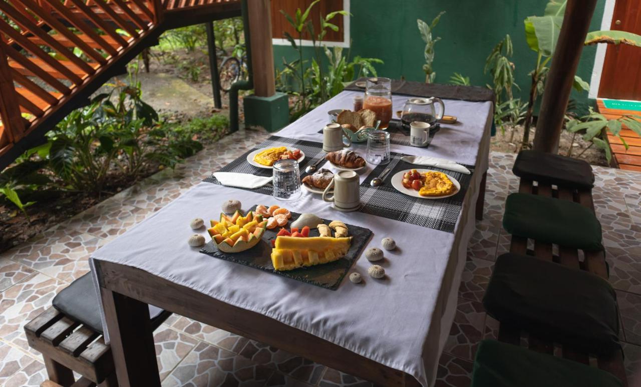 Hotel Boutique The Green Jungle House Puerto Viejo de Talamanca Buitenkant foto