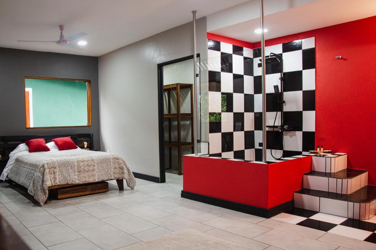 Hotel Boutique The Green Jungle House Puerto Viejo de Talamanca Buitenkant foto